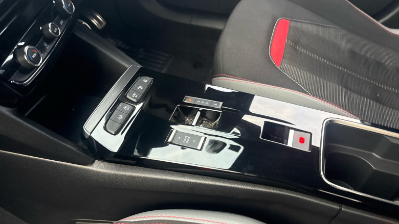 Vauxhall Mokka 100kW SRi Nav Premium 50kWh 5dr Auto Electric Hatchback